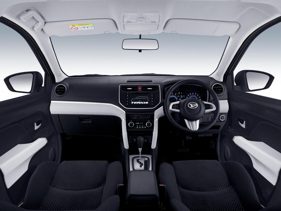 Торпедо Daihatsu Terios 2017 года  (фото 7 из 8)